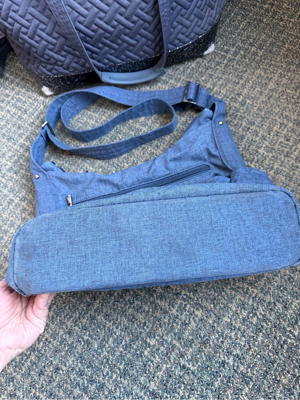 Lug Bags - Picture 2 of 15